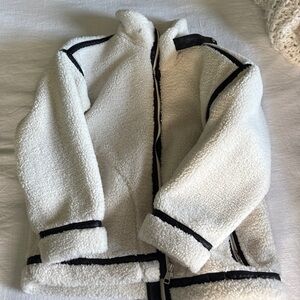 Oversized White and Faux Black Leather Abercrombie and Fitch Sherpa Jacket Small